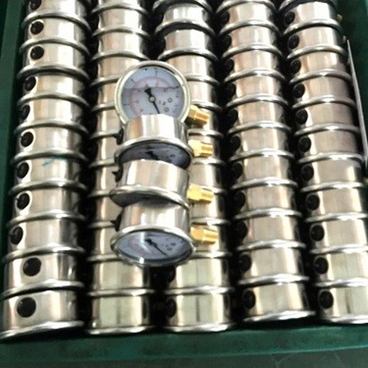 pressure gauge 042701 pressure gauge 042701